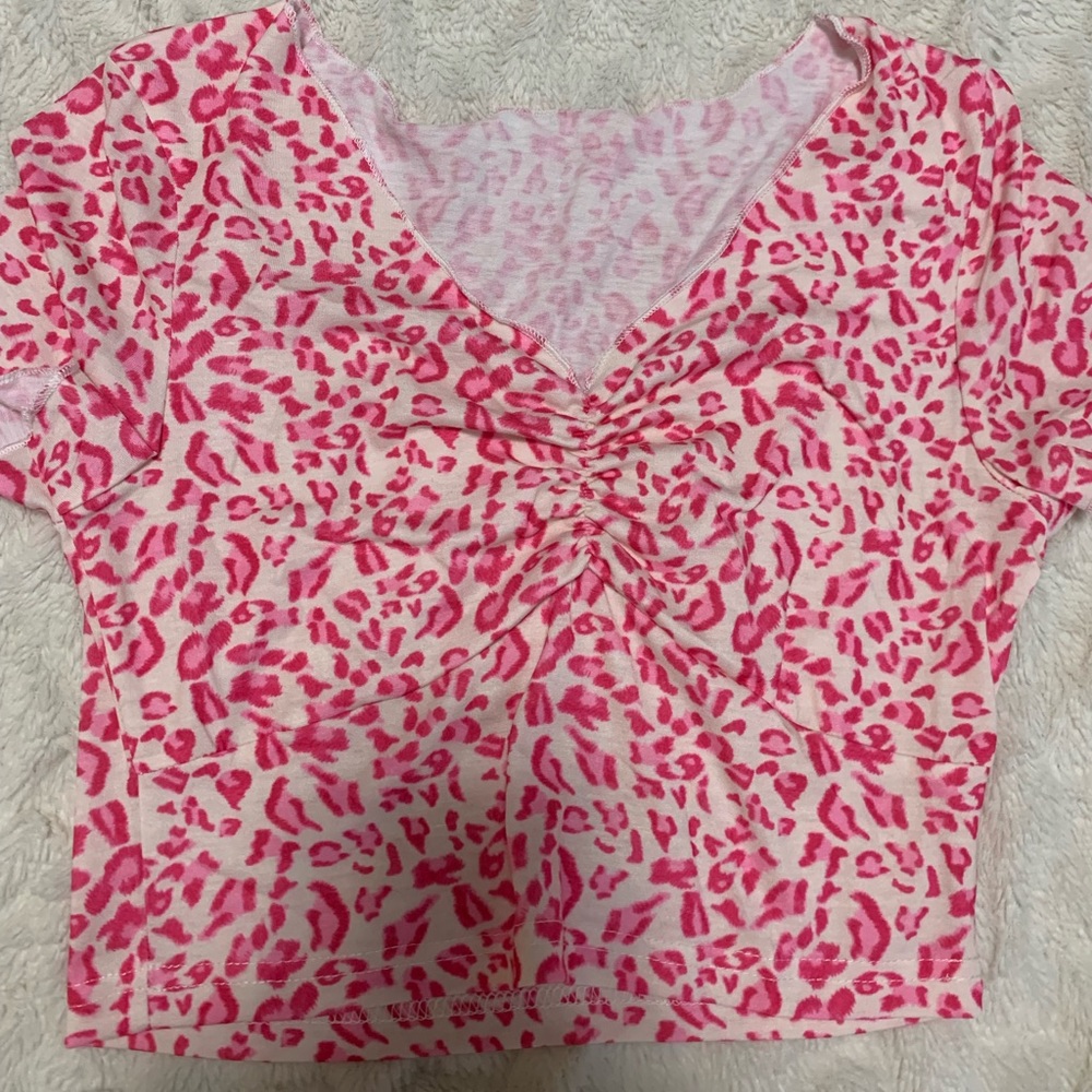 Romwe Cheetah print Crop top